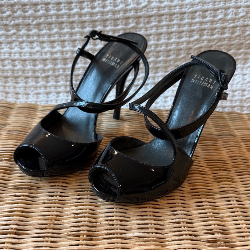 Stuart Weitzman Black Patent Leather Heels 7.5